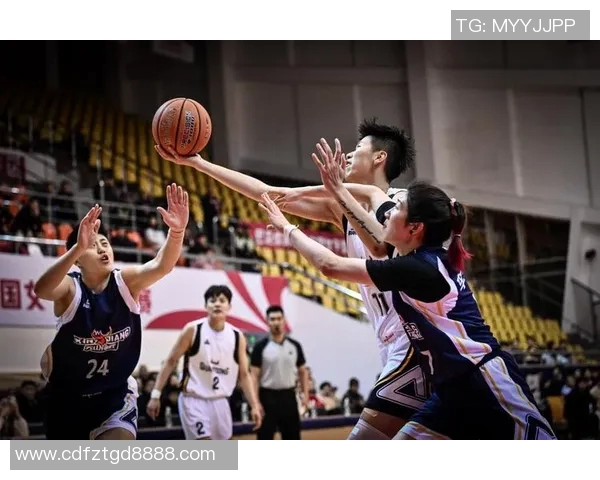 CBA精彩对决北京队挑战广州队直播全程回顾与分析 CBA精彩对决北京队挑战广州队直播全程回顾与分析